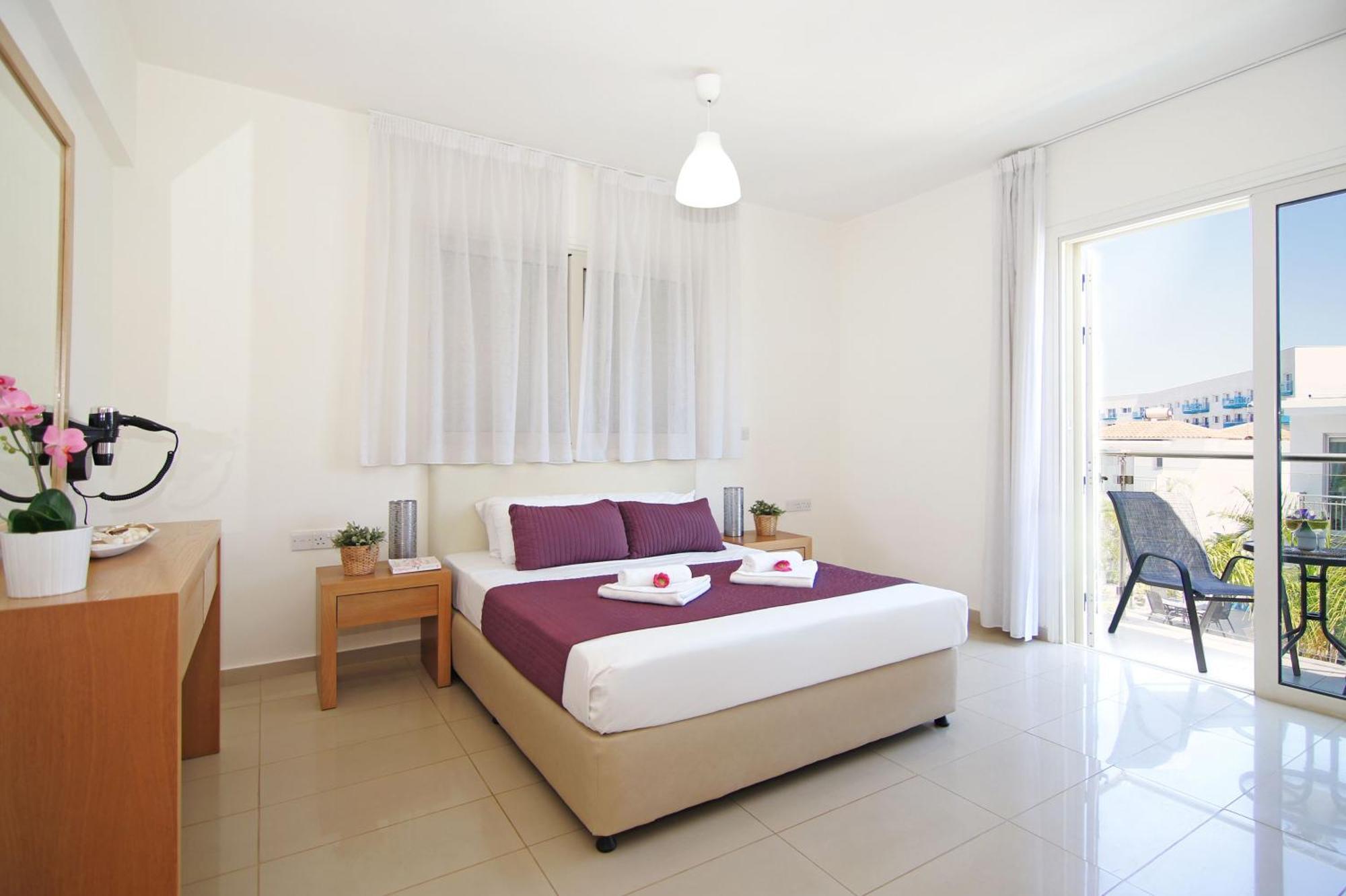 Ferienhaus Artemis - 30m From Pernera *