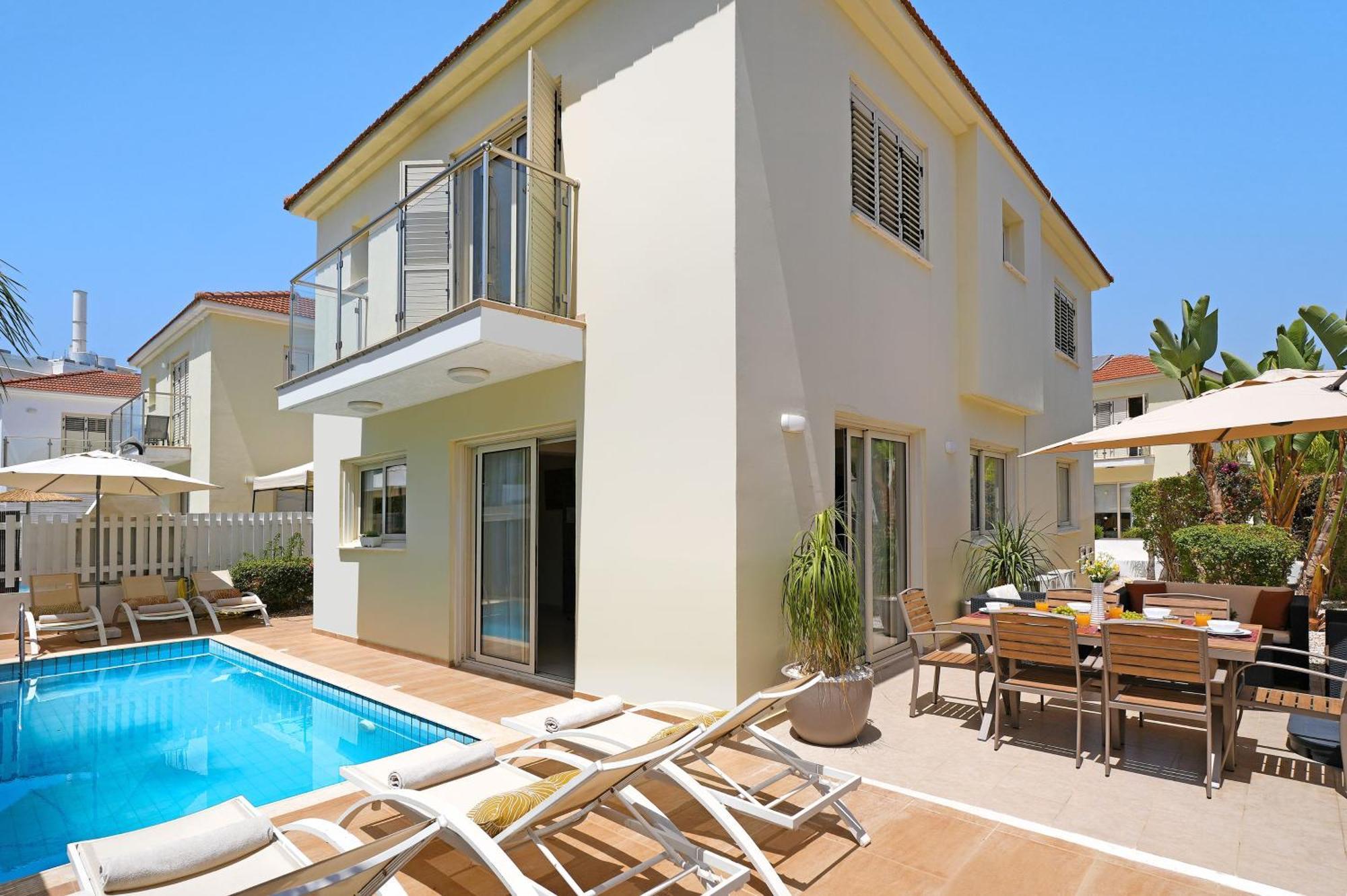Ferienhaus Artemis - 30m From Pernera